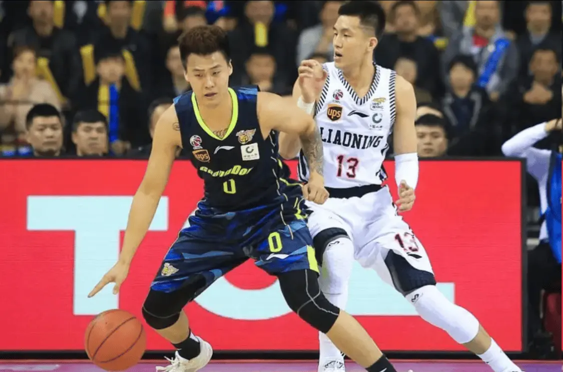 郭艾伦此前 郭艾伦此前